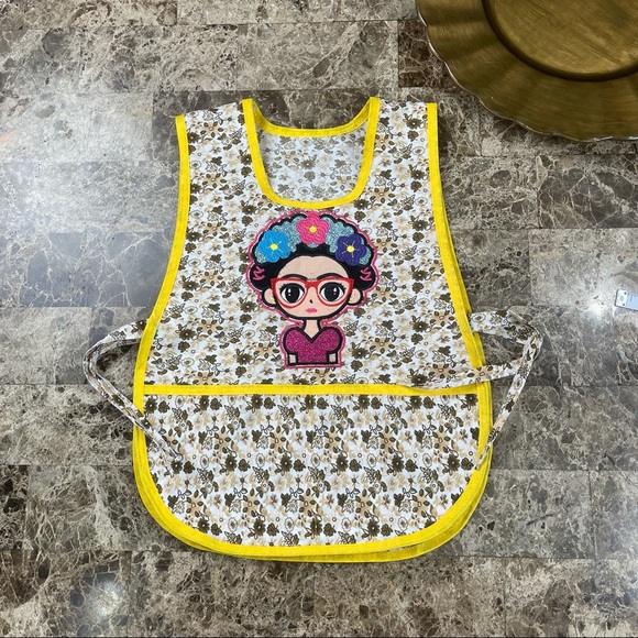 New Girls Mexican Artisan Apron Little Frida Embroidered. W/front pockets. - Picture 2 of 8